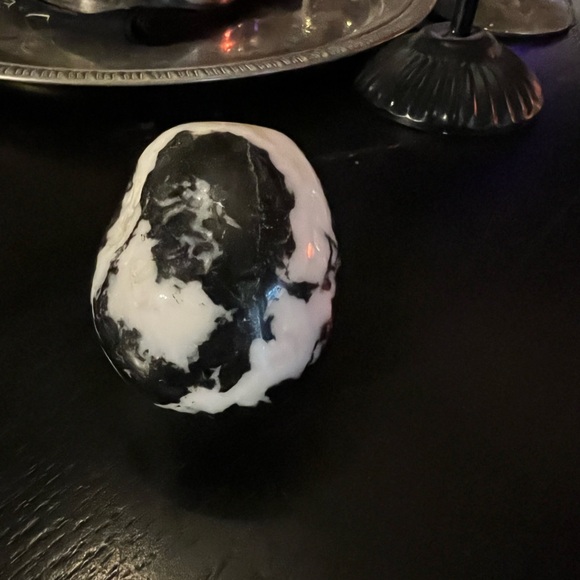 Zebra Jasper Skull - Picture 3 of 6